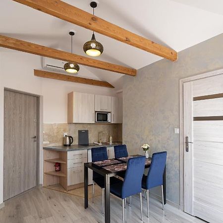 City Center Apartments Lofty Z Klimatyzacja เอากุสตูฟ ภายนอก รูปภาพ