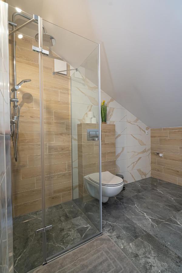 City Center Apartments Lofty Z Klimatyzacja เอากุสตูฟ ภายนอก รูปภาพ